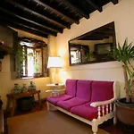 Guest house La Antigua 3*