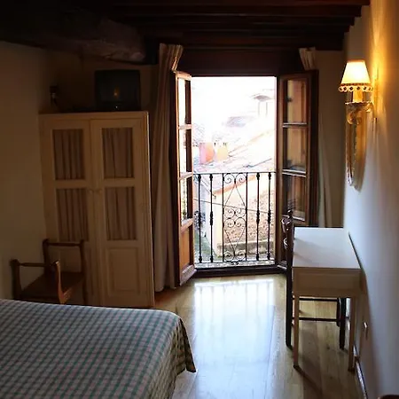 Guest house La Antigua 3*