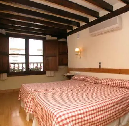 Pensionat La Antigua Potes