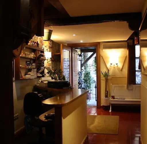 Pensionat La Antigua 3*