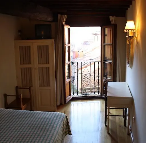 Pensjonat La Antigua 3*